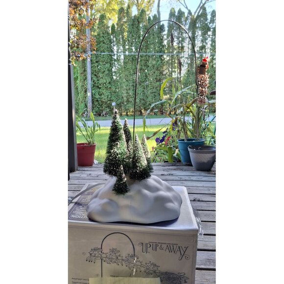 Dept 56 Snow Village Animated Reindeer And Sleigh Up, Up & Away Working Tested - Picture 2 of 8